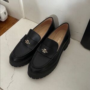 Coach Ruthie Leather Loafer - Black
Size: 8.5